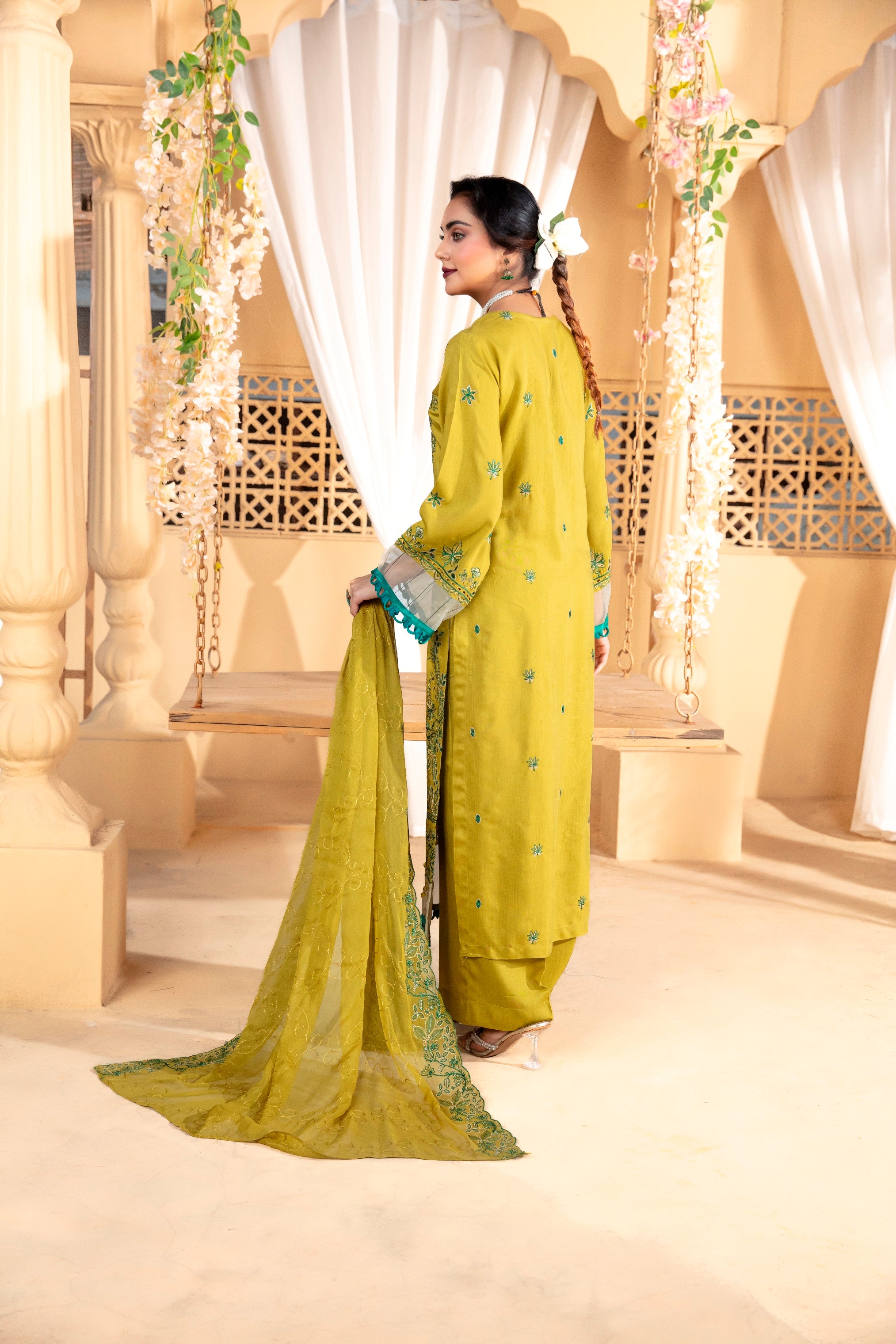 3-Pcs Luxury Embroidery Viscose Suit with Heavy Embroidery  Shirt Bamber Embroidery  Dupatta by Fiza Minahil (SN/1293.I)