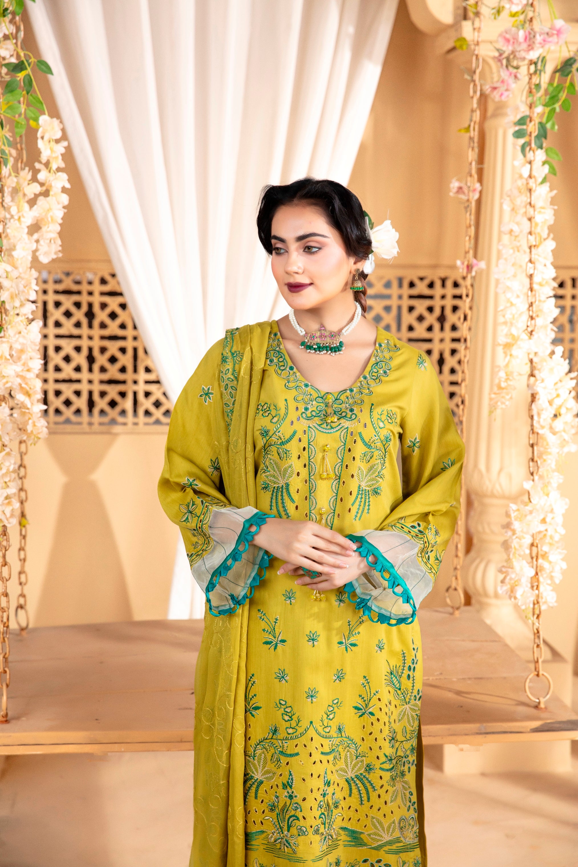 3-Pcs Luxury Embroidery Viscose Suit with Heavy Embroidery  Shirt Bamber Embroidery  Dupatta by Fiza Minahil (SN/1293.I)