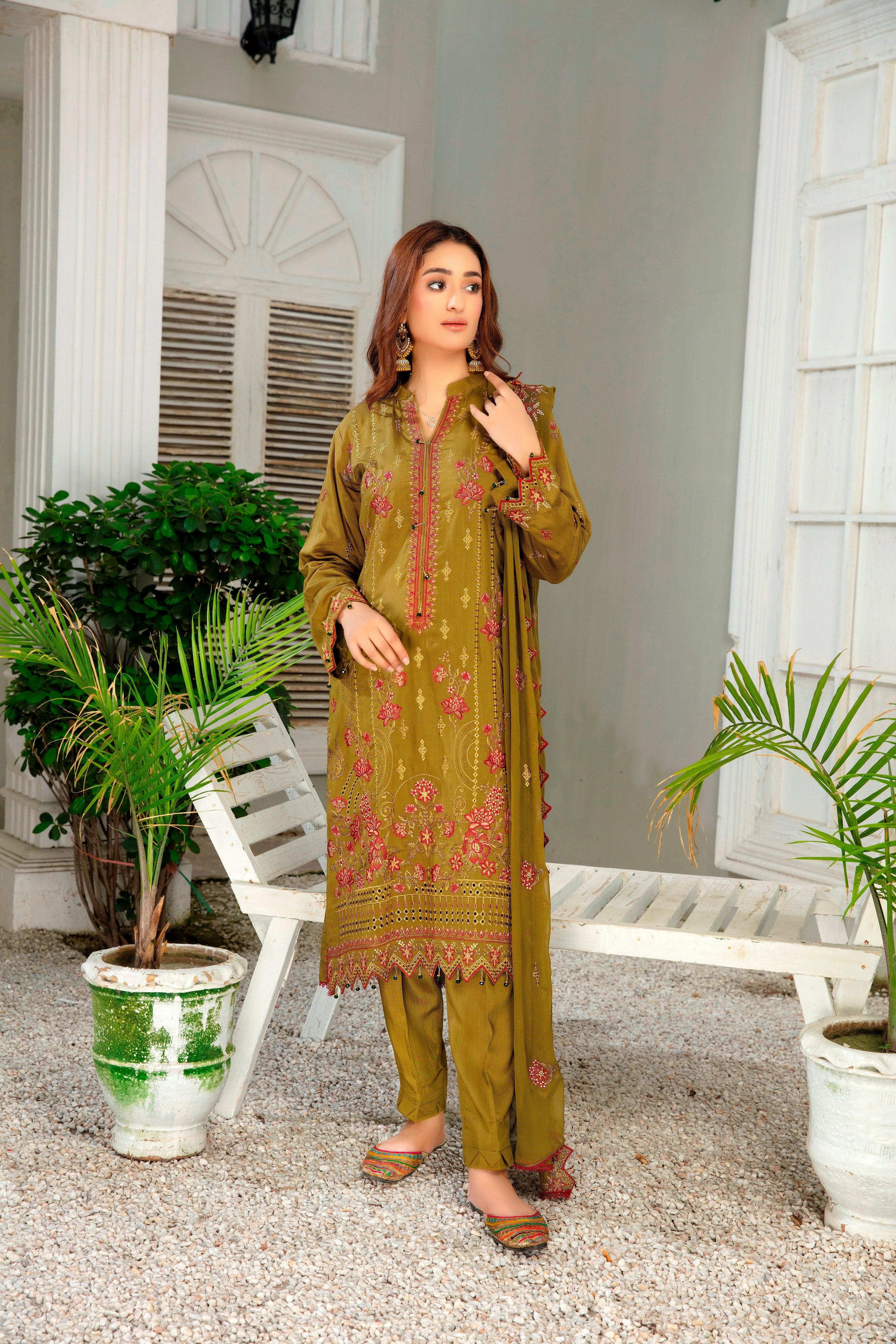 3-Pcs Luxury Embroidery Viscose Suit with Embroidery Cut Work Bamber Chiffon Dupatta by FizaMinahil