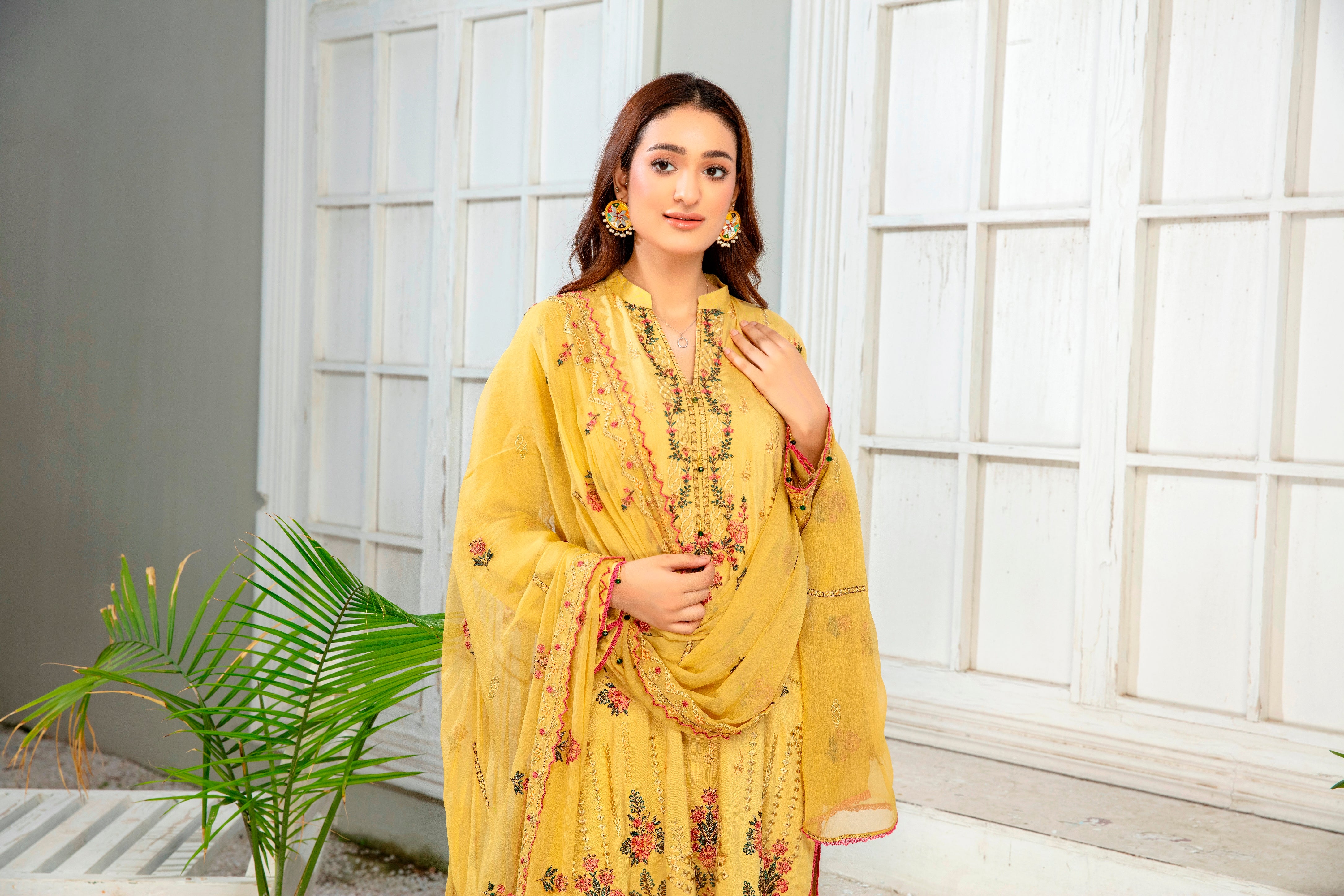 3-Pcs Luxury Embroidery Viscose Suit with Embroidery Cut Work Bamber Chiffon Dupatta by FizaMinahil