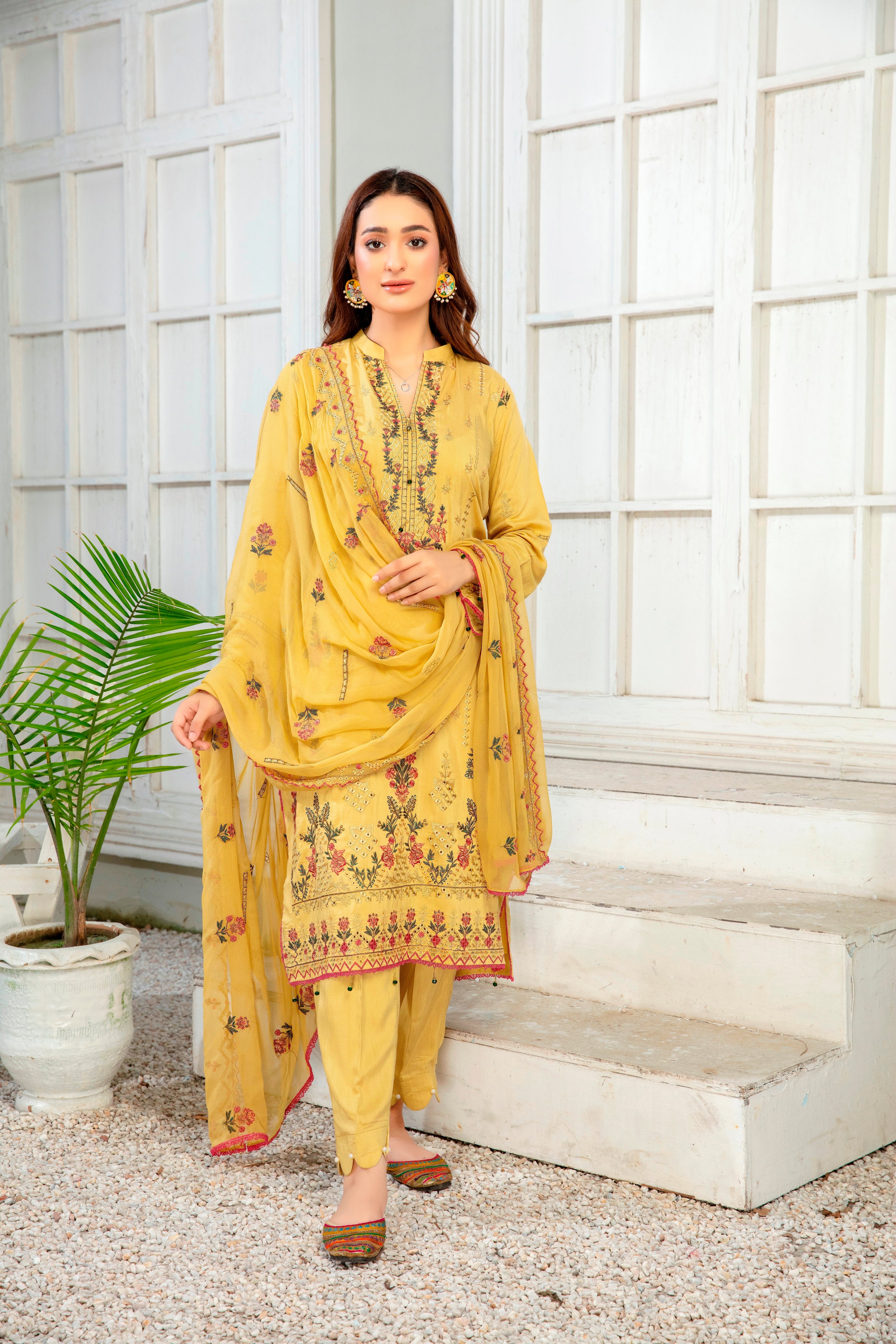 3-Pcs Luxury Embroidery Viscose Suit with Embroidery Cut Work Bamber Chiffon Dupatta by FizaMinahil