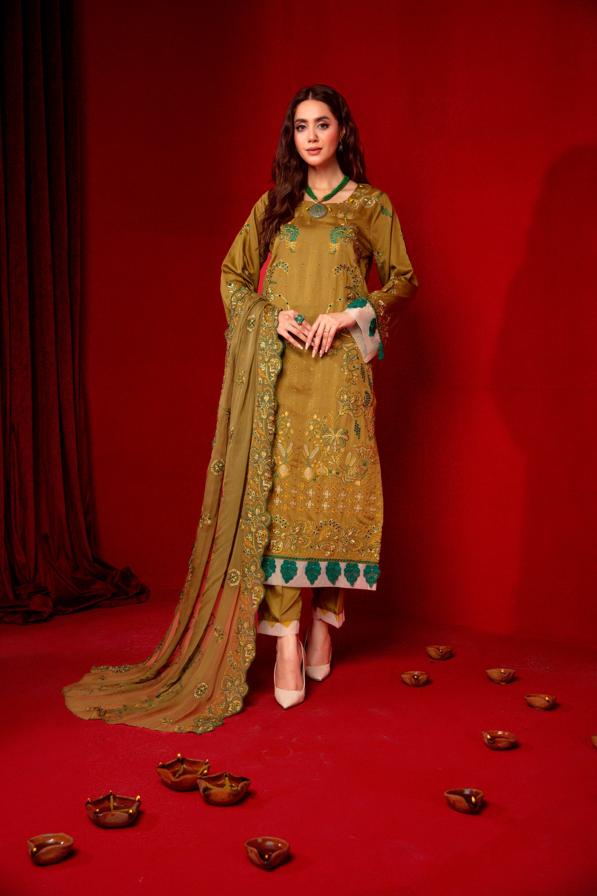 3-Pcs Luxury Embroidery Viscose Suit with Heavy Embroidery  Shirt Bamber Embroidery  Dupatta by Fiza Minahil (SN/128)