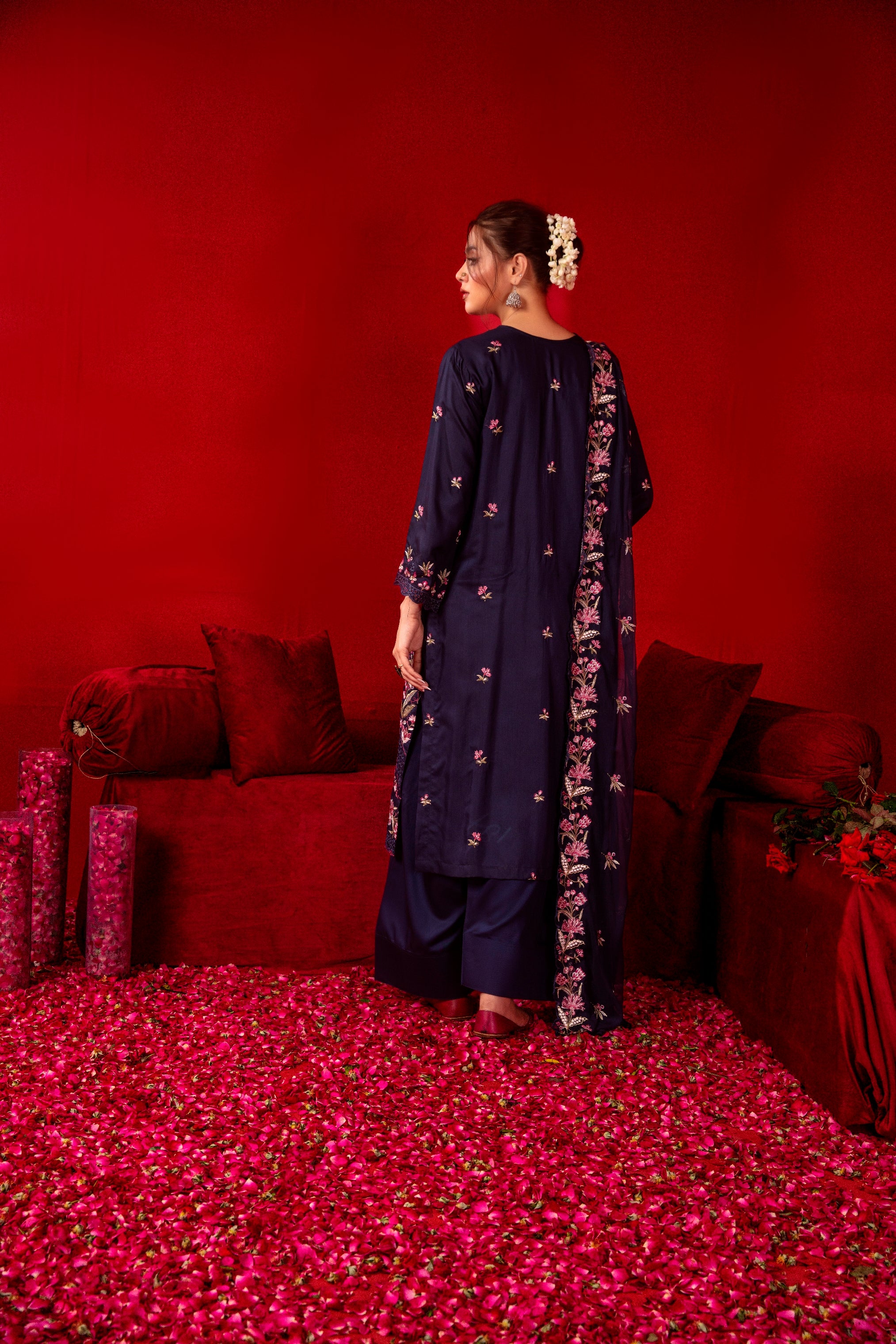 3-Pcs Luxury Embroidery Viscose Suit with Heavy Embroidery  Shirt Bamber Embroidery  Dupatta by Fiza Minahil (SN/1285)