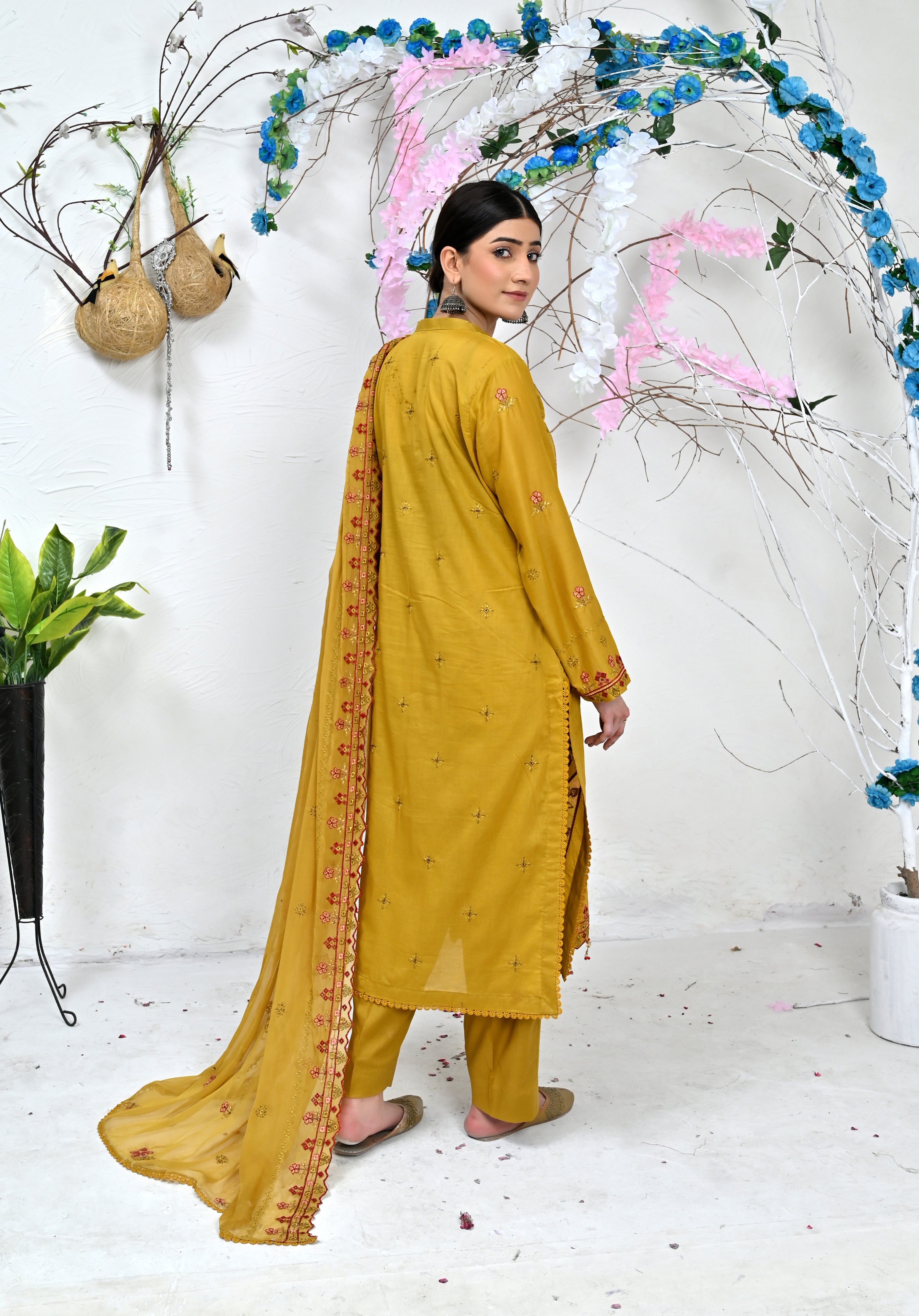 Airjet Lawn By Fiza Minahil