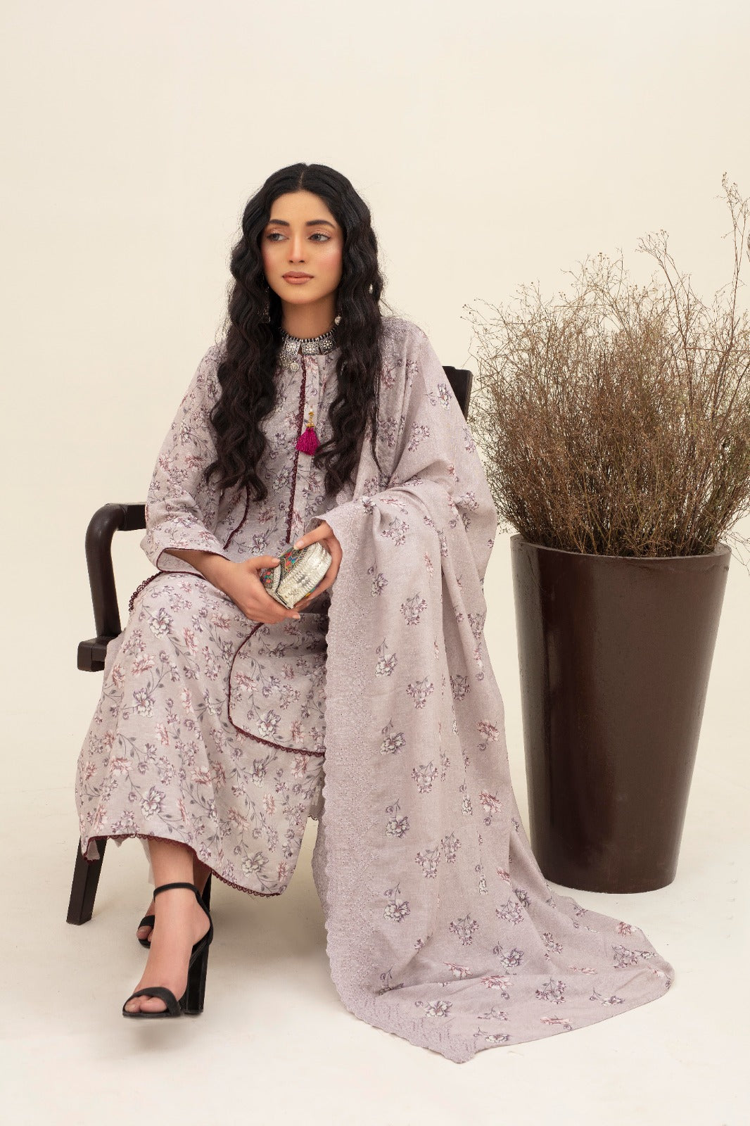 Eid Special Lawn Krandi By Fiza Minahil