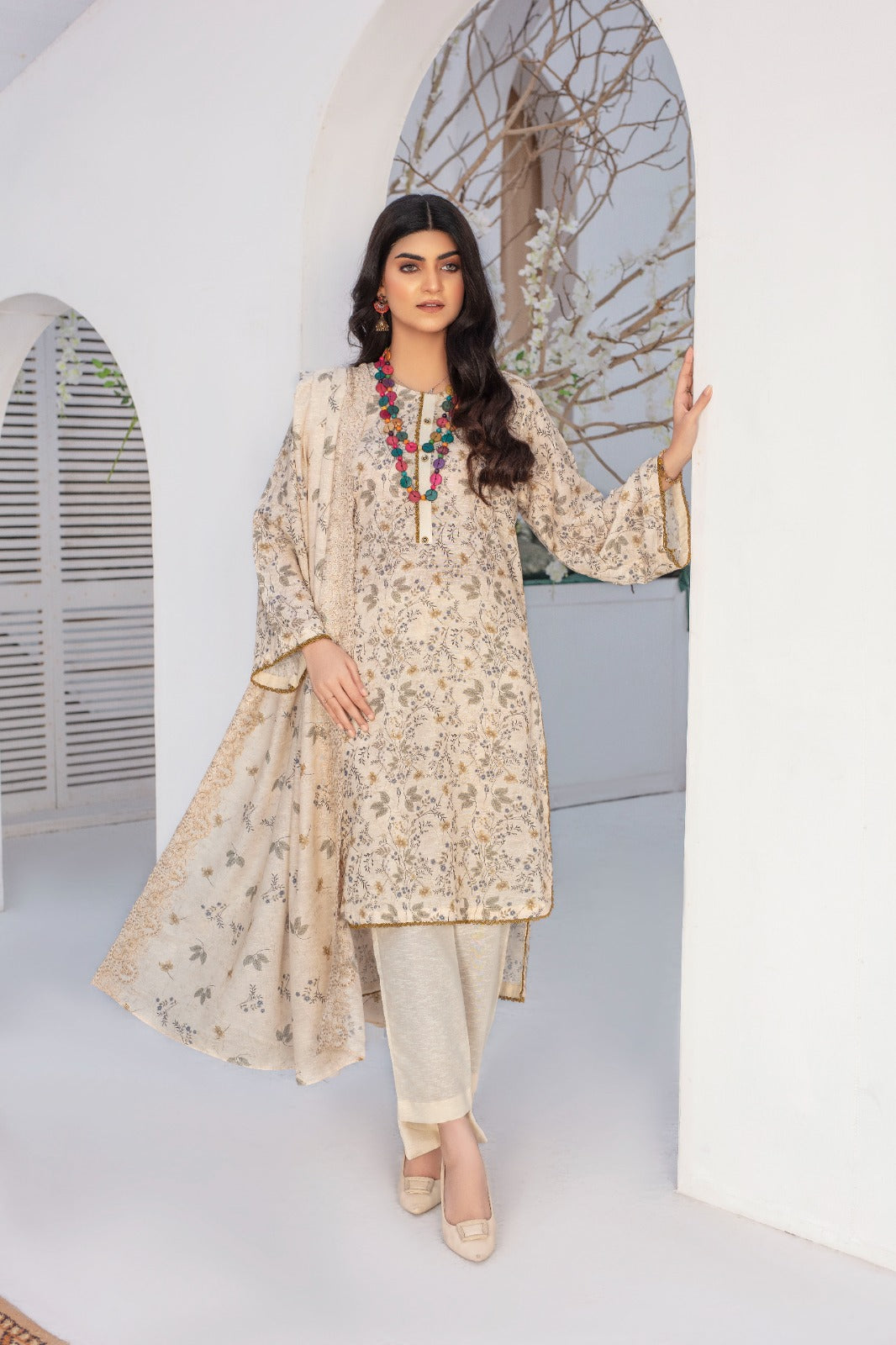 Eid Special Lawn Krandi By Fiza Minahil