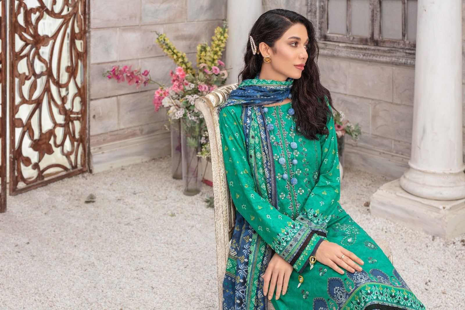 Casual Lawn By Fiza Minahil